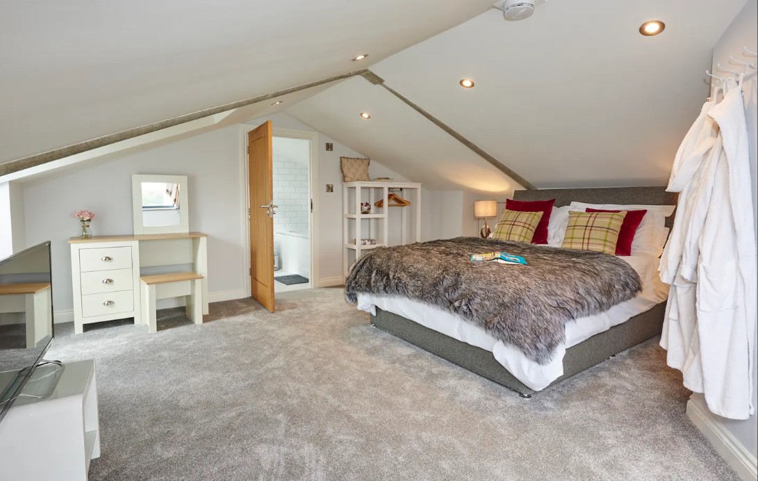 Leicestershire retreats bedroom
