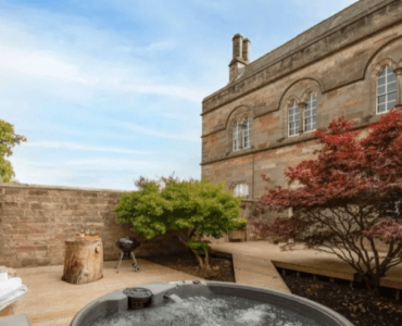 North Yorkshire Old Chapel with Hot Tub
