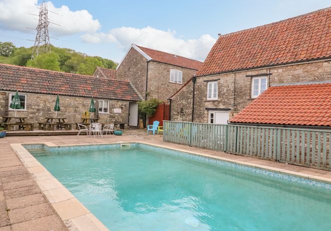 Stone Farmhouse pool