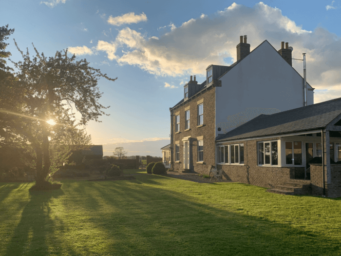 Yorkshire Hen House with Hot Tub