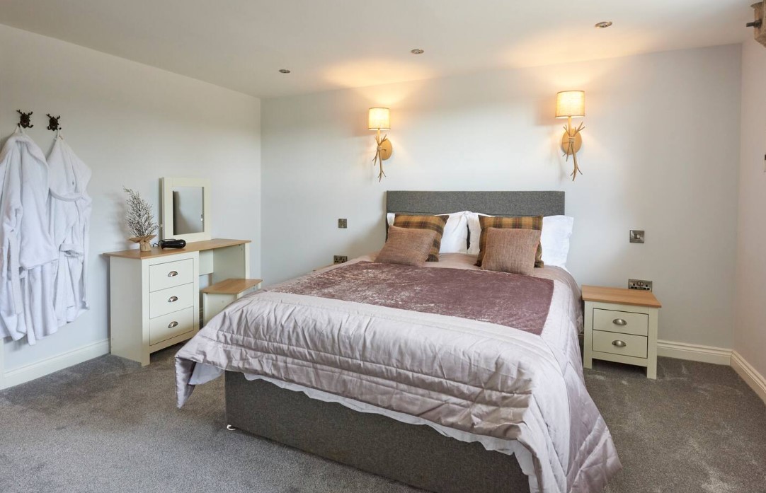 a Leicestershire retreats bedroom d