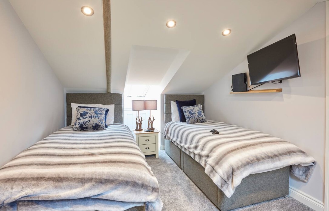 a Leicestershire retreats bedroom dss