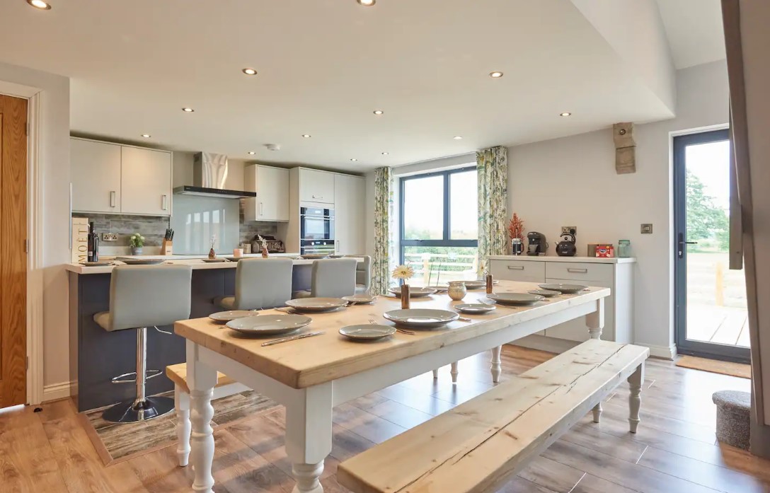 a Leicestershire retreats kitchen as