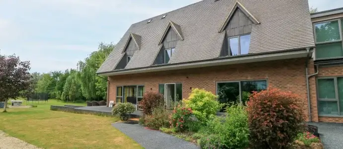 hen house with hot tub outside d