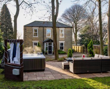 Northumberland Hen House with Hot Tub