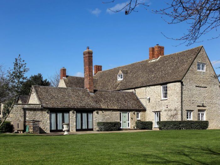 oxfordshire Country farmhouse outside