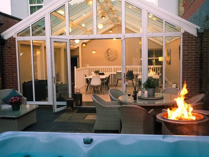 principal residence with hot tub conservatory
