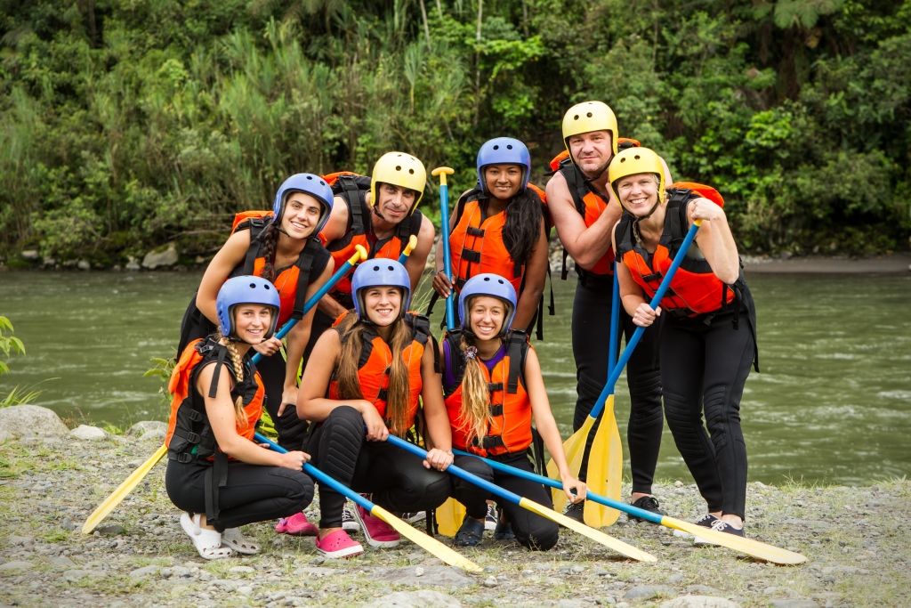 white water rafting hen party activity